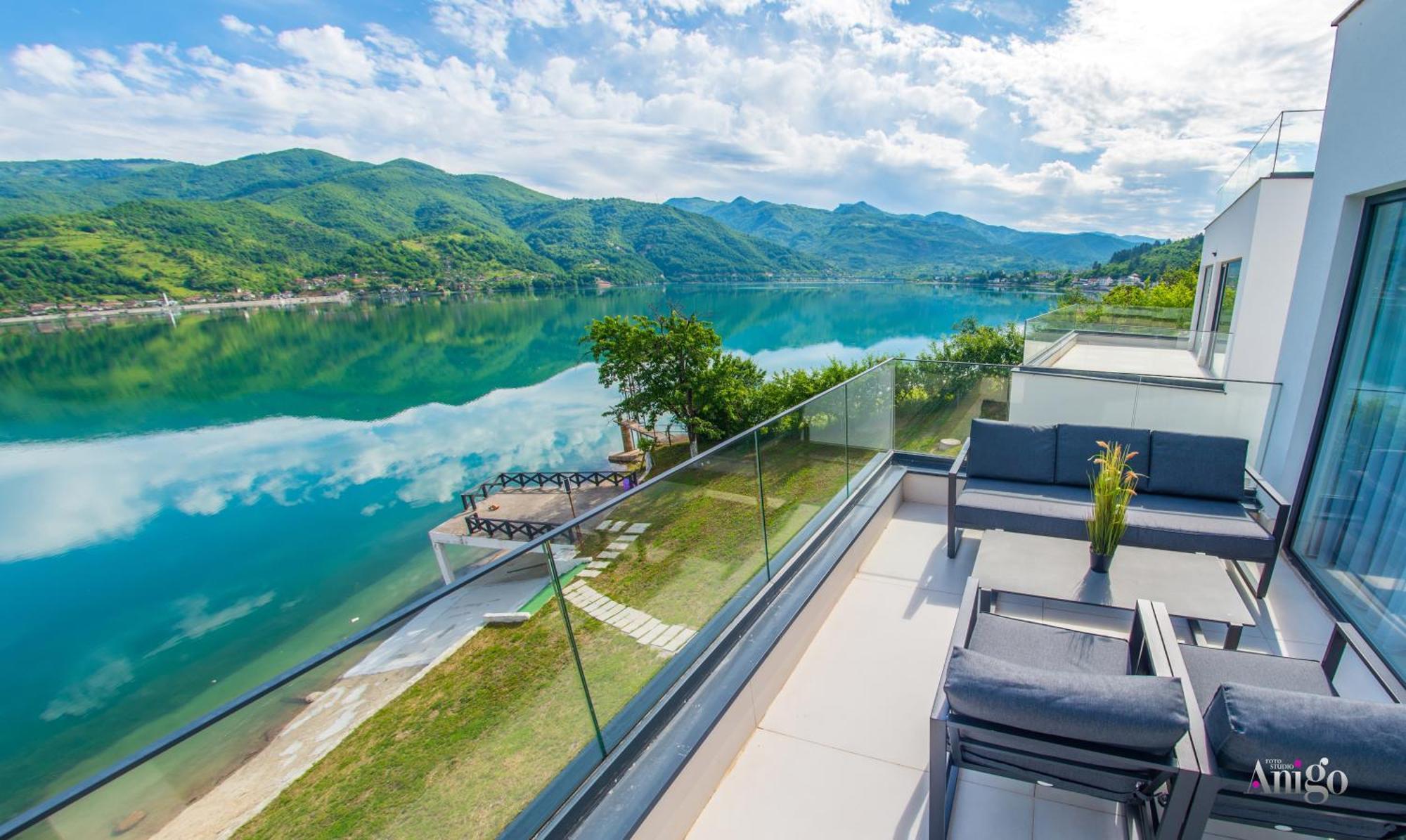 Royal Terrace Apartments Konjic Bagian luar foto