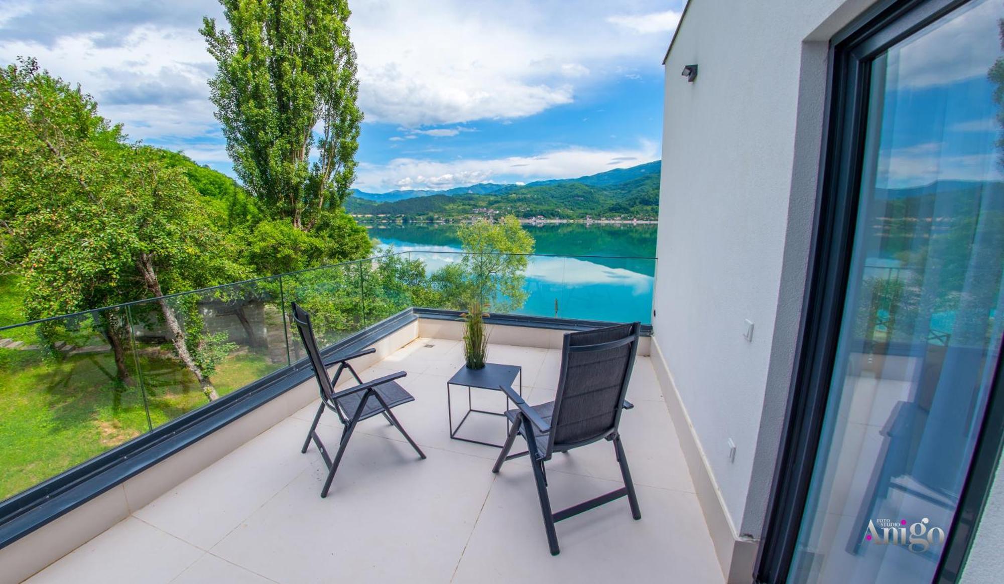 Royal Terrace Apartments Konjic Bagian luar foto