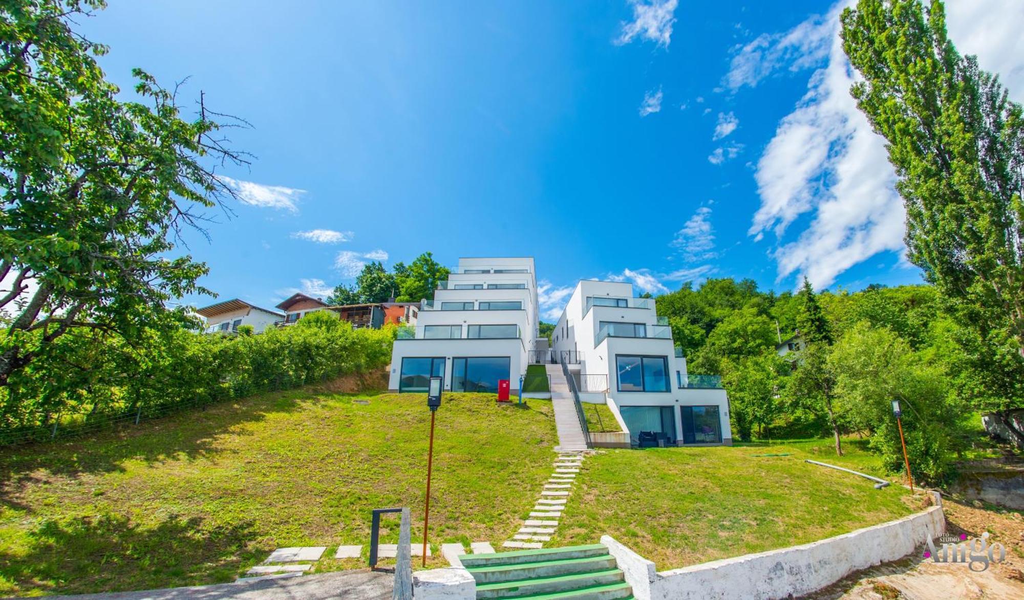 Royal Terrace Apartments Konjic Bagian luar foto